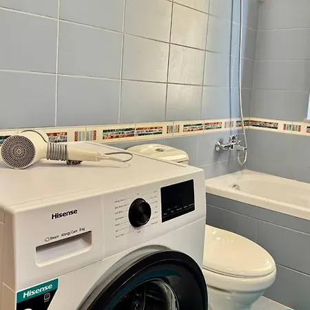 Colorful Sea View Apartament Saranda