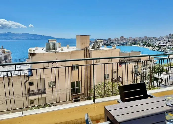 Διαμέρισμα Colorful Sea View Σαράντα