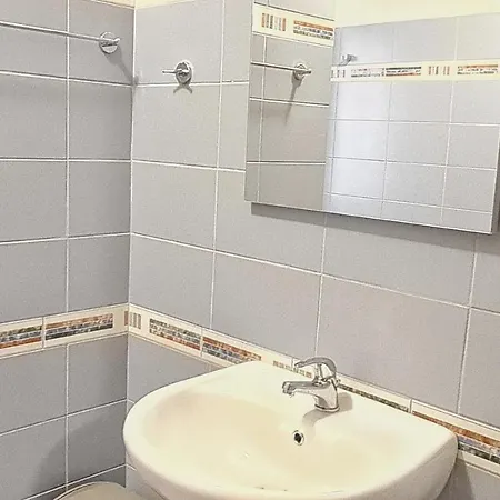 Colorful Sea View Apartment Sarande