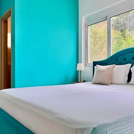 Colorful Sea View Appartement *